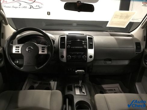 Used 2014 Nissan Xterra S image 29