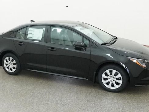 New 2026 Toyota Corolla LE FWD image 12