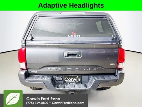 Used 2016 Toyota Tacoma TRD Off-Road w/ Premium & Technology Package AWD/4WD image 6