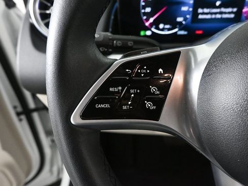 Certified 2025 Mercedes-Benz GLB 250 image 10