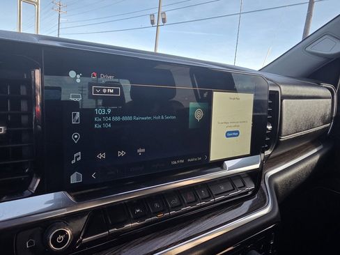 Used 2022 Chevrolet Silverado 1500 RST w/ Protection Package image 14