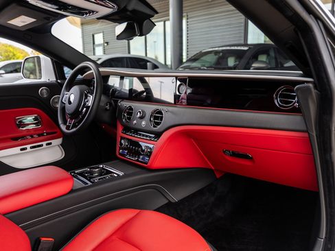 Used 2024 Rolls-Royce Spectre w/ Spectre Launch Package image 44