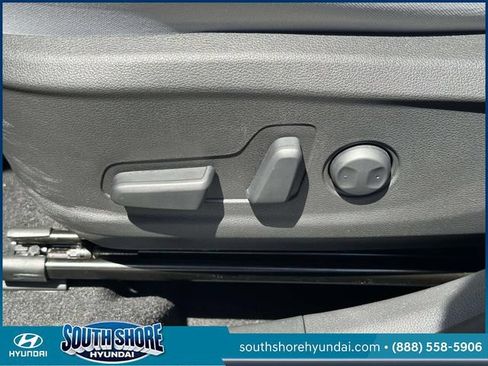 Certified 2023 Hyundai Kona SEL w/ Convenience Package AWD/4WD image 21