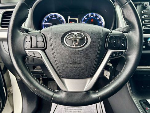 Used 2018 Toyota Highlander Plus image 33