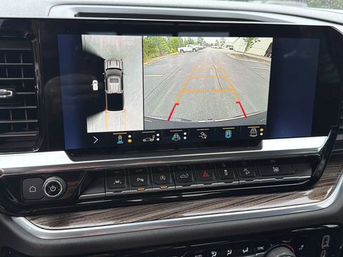 Used 2022 Chevrolet Silverado 1500 RST AWD/4WD image 5