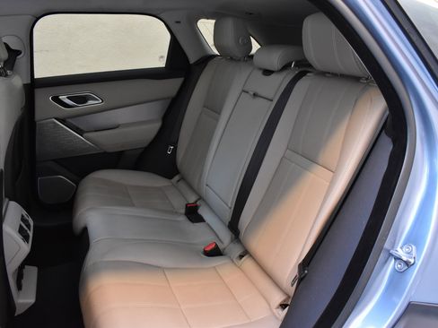 Used 2019 Land Rover Range Rover Velar R-Dynamic SE image 23