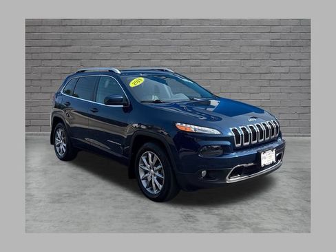 Used 2018 Jeep Cherokee Limited w/ Trailer Tow Group AWD/4WD image 1