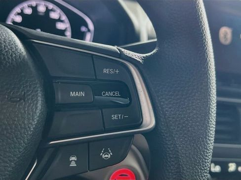 Used 2018 Honda Accord LX image 18