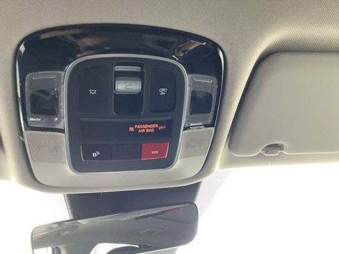 Used 2025 Hyundai Tucson Limited image 37