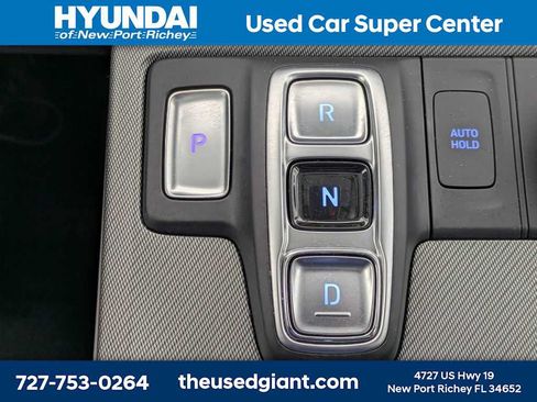 Certified 2025 Hyundai Palisade SE FWD image 26