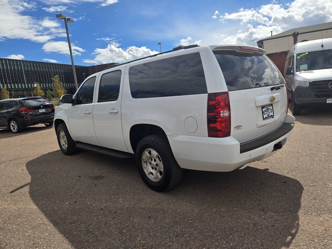 Used 2013 Chevrolet Suburban LT AWD/4WD image 8