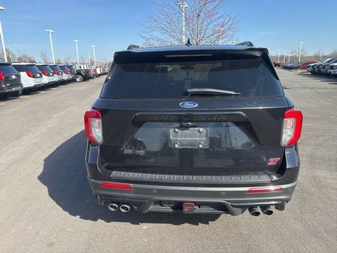 Used 2020 Ford Explorer ST w/ Premium Technology Package image 5