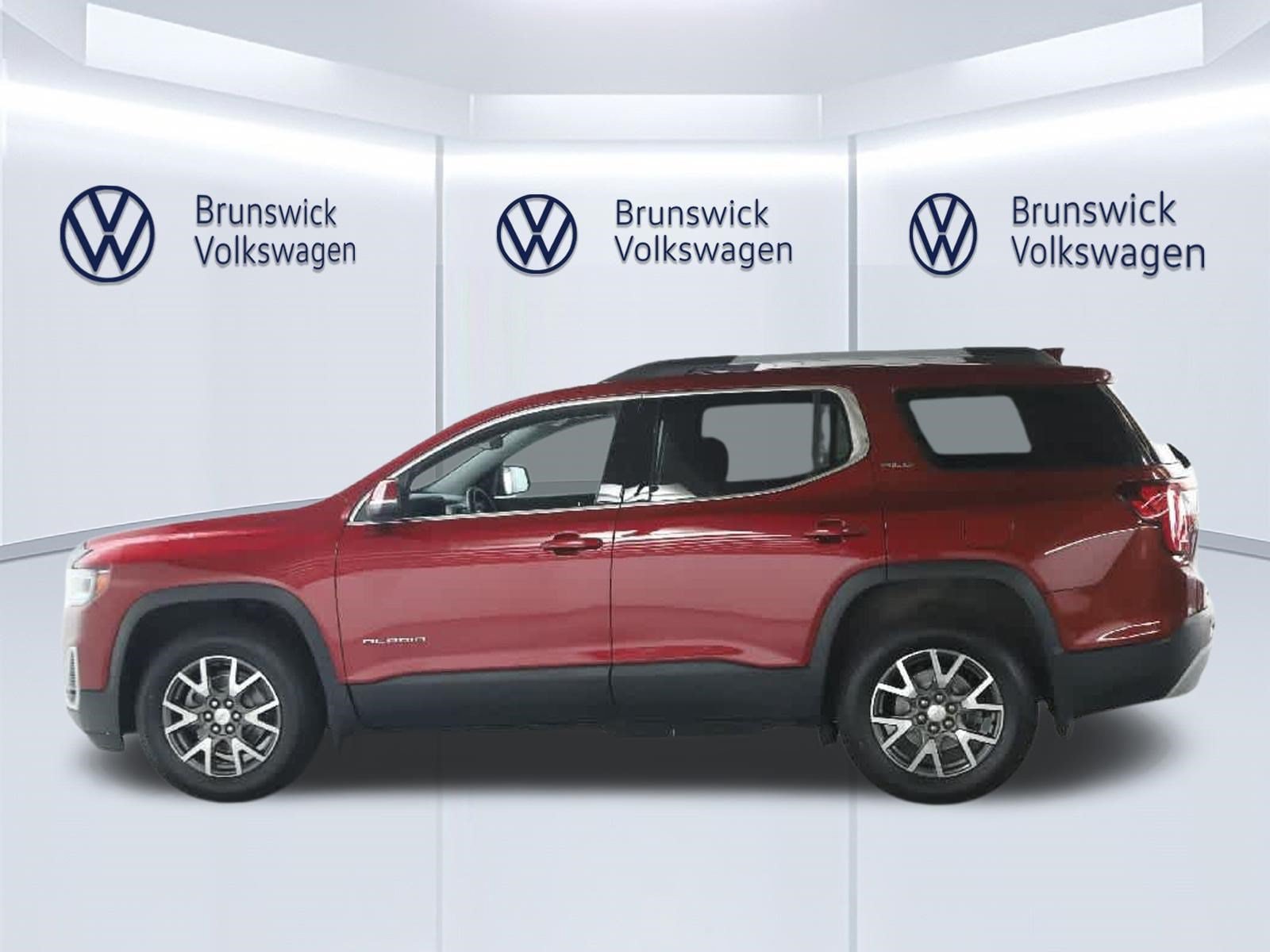Used 2020 GMC Acadia SLE w/ Driver Convenience Package FWD image 39