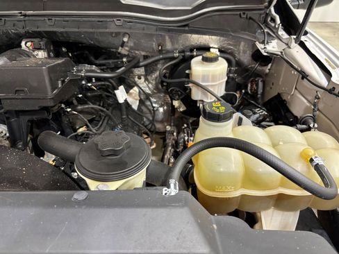 Used 2020 Ford F250 XL w/ Power Equipment Group image 25