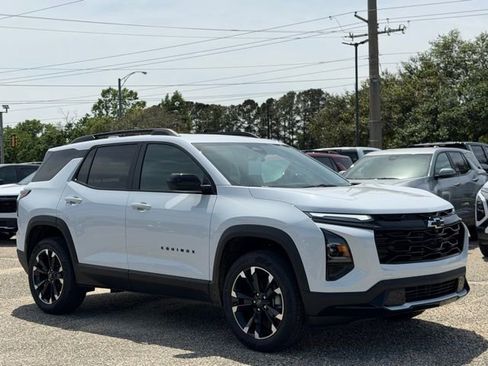 New 2026 Chevrolet Equinox RS w/ LPO, Floor Liner Package image 4