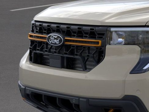 New 2025 Ford Maverick Tremor image 18