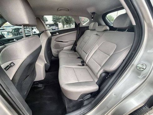 Used 2020 Hyundai Tucson SE FWD image 23