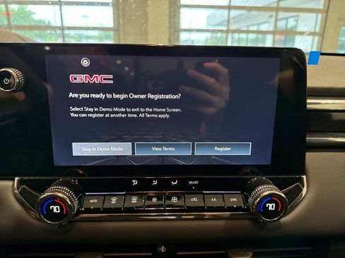 New 2025 GMC Canyon Elevation w/ Convenience Package image 23