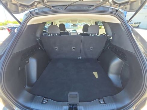 Certified 2021 Ford Escape SE w/ SE Sport Appearance Package AWD/4WD image 3