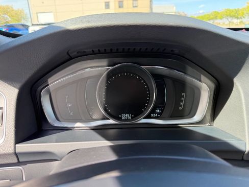 Used 2015 Volvo V60 T5 Premier image 26