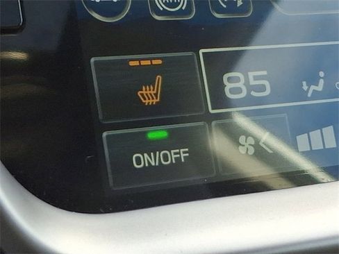 Used 2025 Subaru Outback Limited image 27