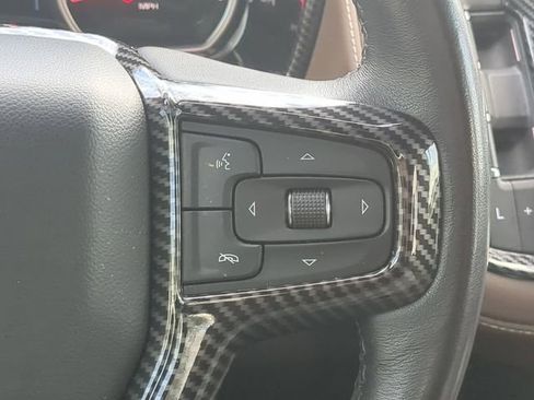 Used 2021 Chevrolet Suburban High Country w/ Premium Package AWD/4WD image 31