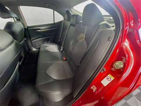 Used 2019 Toyota Camry L image 26