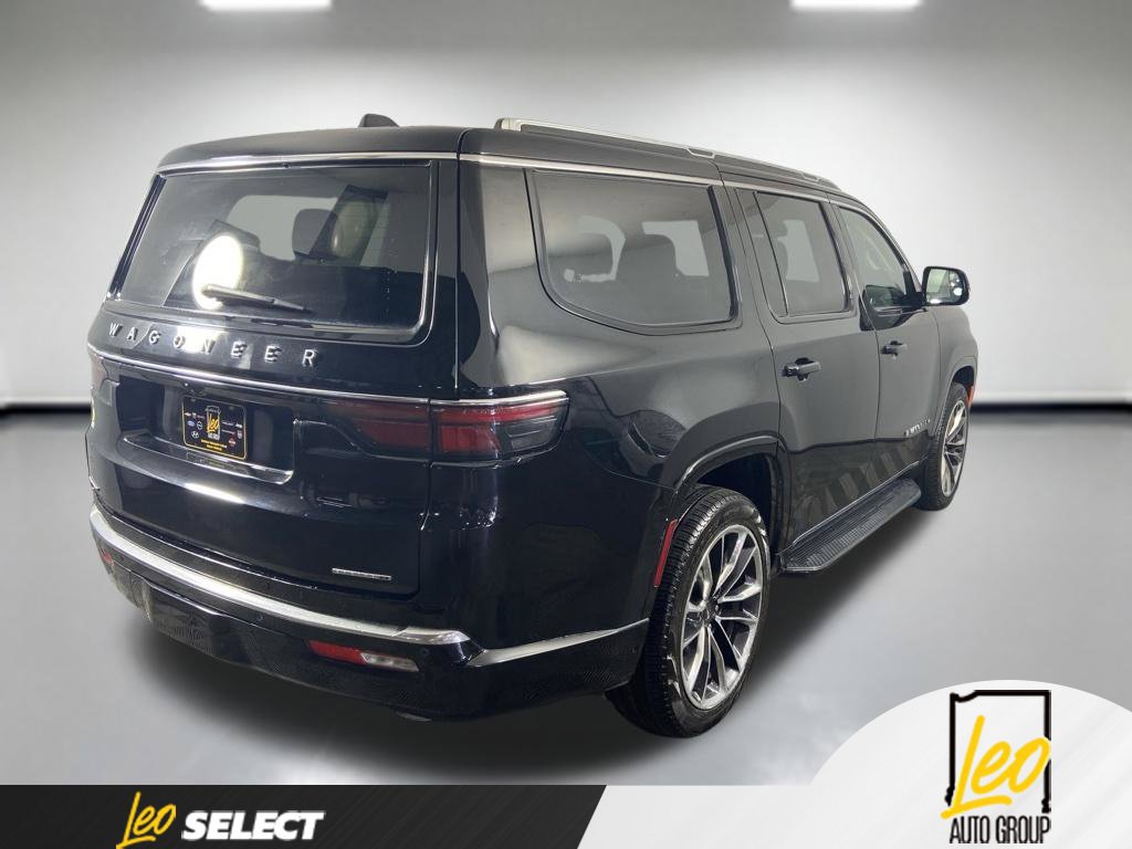 Used 2023 Jeep Wagoneer Series II w/ Premium Group I AWD/4WD image 6