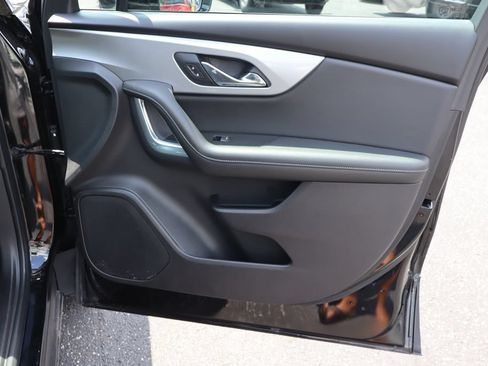 Used 2021 Chevrolet Blazer LT FWD image 27