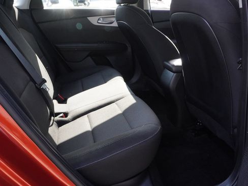 Used 2023 Kia Forte LXS w/ LXS Technology Package FWD image 27