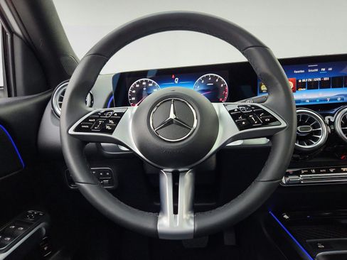 Certified 2026 Mercedes-Benz GLB 250 image 29