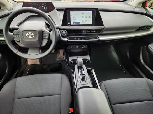 Used 2024 Toyota Prius Limited image 11