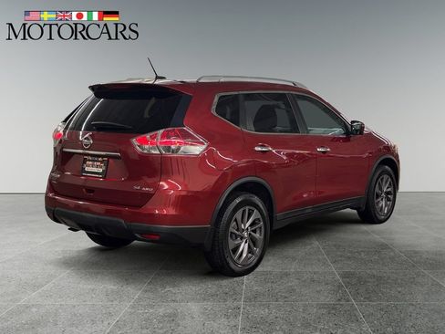 Used 2016 Nissan Rogue AWD image 3