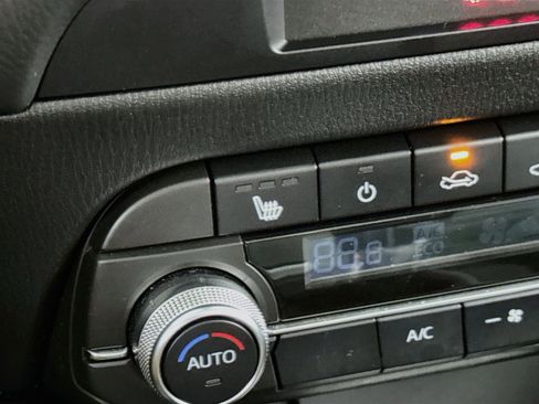 Used 2024 MAZDA CX-5 AWD 2.5 S w/ Preferred Package image 3