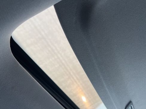 Used 2018 Honda CR-V Touring image 29