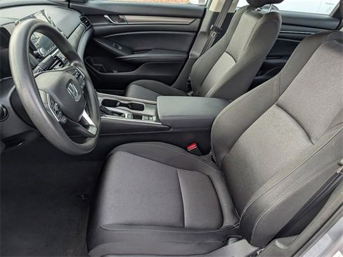 Used 2018 Honda Accord LX image 10