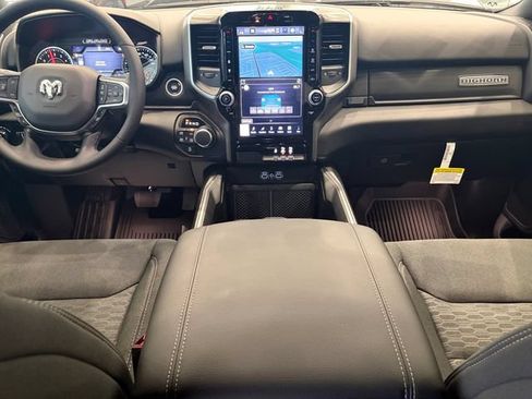New 2026 RAM 1500 Big Horn AWD/4WD image 17