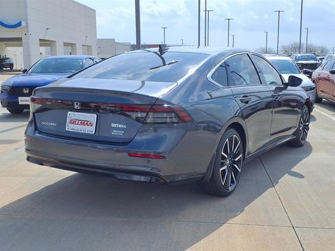 New 2026 Honda Accord Touring image 4