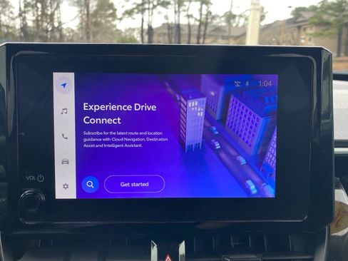 Used 2023 Toyota Corolla Cross LE image 20