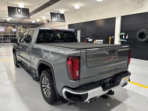 Used 2019 GMC Sierra 1500 SLT w/ SLT Premium Plus Package AWD/4WD image 6