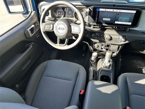 New 2025 Jeep Gladiator Sport image 14