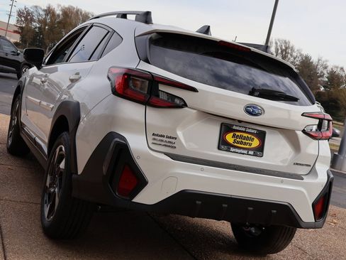 New 2025 Subaru Crosstrek 2.5i Limited w/ Crosstrek Mirror Package image 4