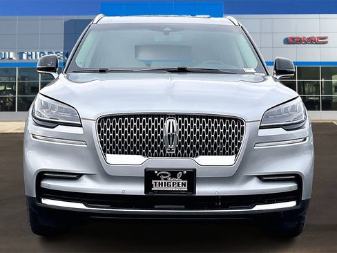 Used 2024 Lincoln Aviator Reserve w/ Equipment Group 201A image 2