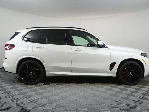 New 2026 BMW X5 xDrive40i w/ M Sport Package image 16