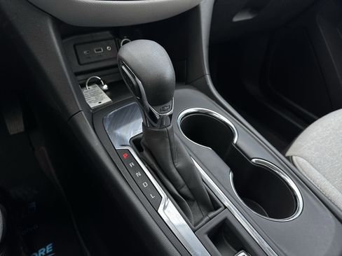 Certified 2024 Chevrolet Equinox LS w/ Driver Confidence II Package image 16