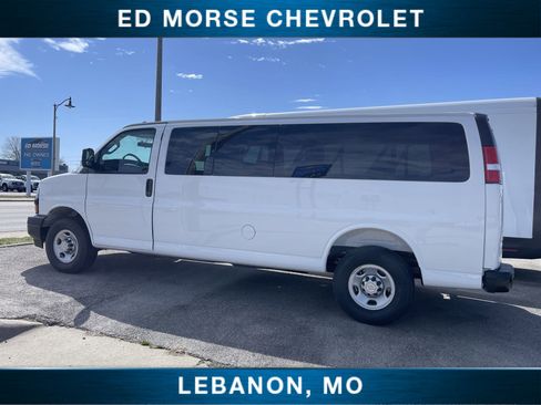 New 2026 Chevrolet Express 3500 LS image 2