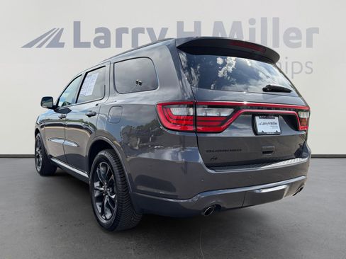 Used 2023 Dodge Durango R/T w/ Blacktop Package AWD/4WD image 3