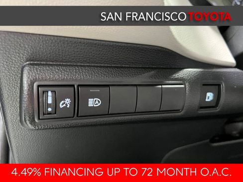 Certified 2023 Toyota Corolla LE image 33