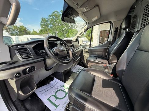 Used 2020 Ford Transit 150 Low Roof RWD image 5