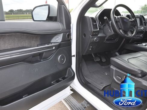 Used 2021 Ford Expedition Limited RWD image 11
